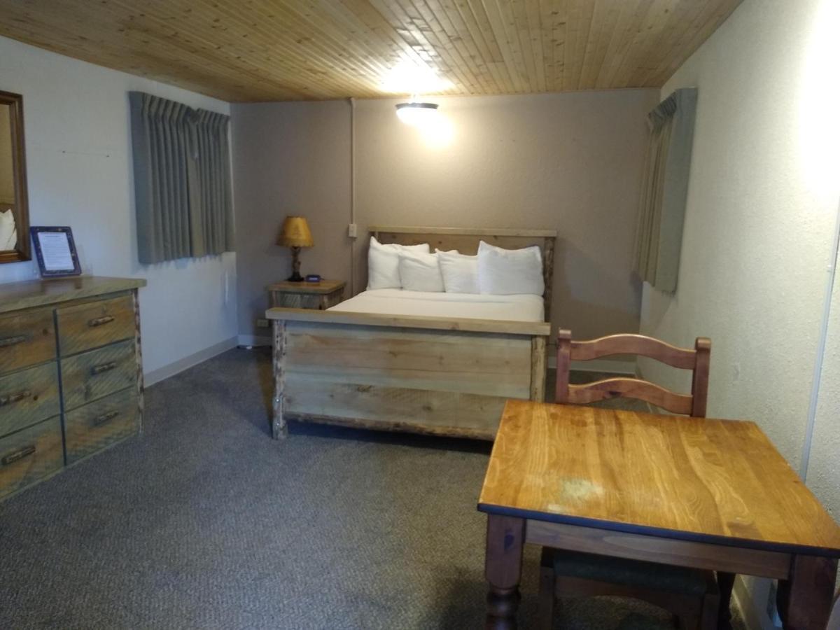 Townhouse Motel Lusk 외부 사진