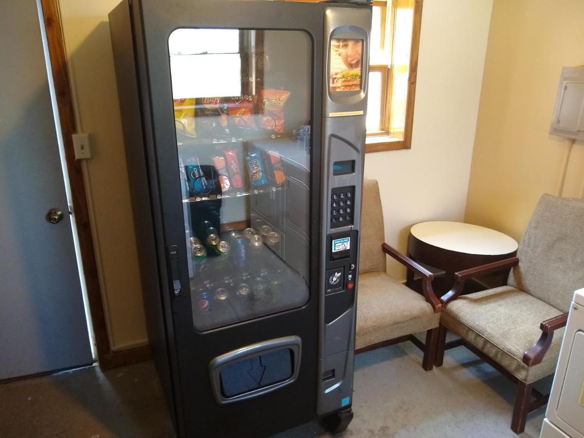 Townhouse Motel Lusk 외부 사진